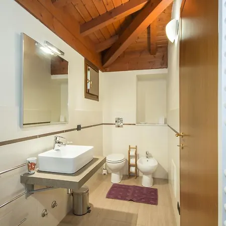 Casa Ceruti فندق مبيت وإفطار Villa Guardia