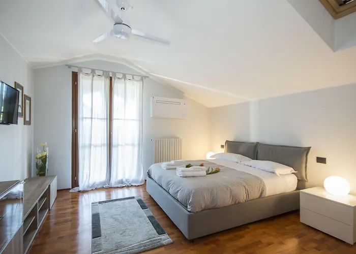 Casa Ceruti B&B Villa Guardia